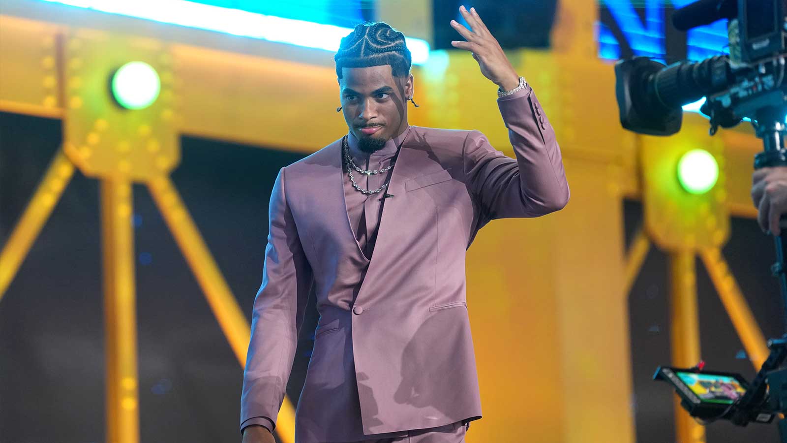 Chiefs Rookie Mansoor Delane’s Shoulder Injury — a Hidden Timeline Emerges
