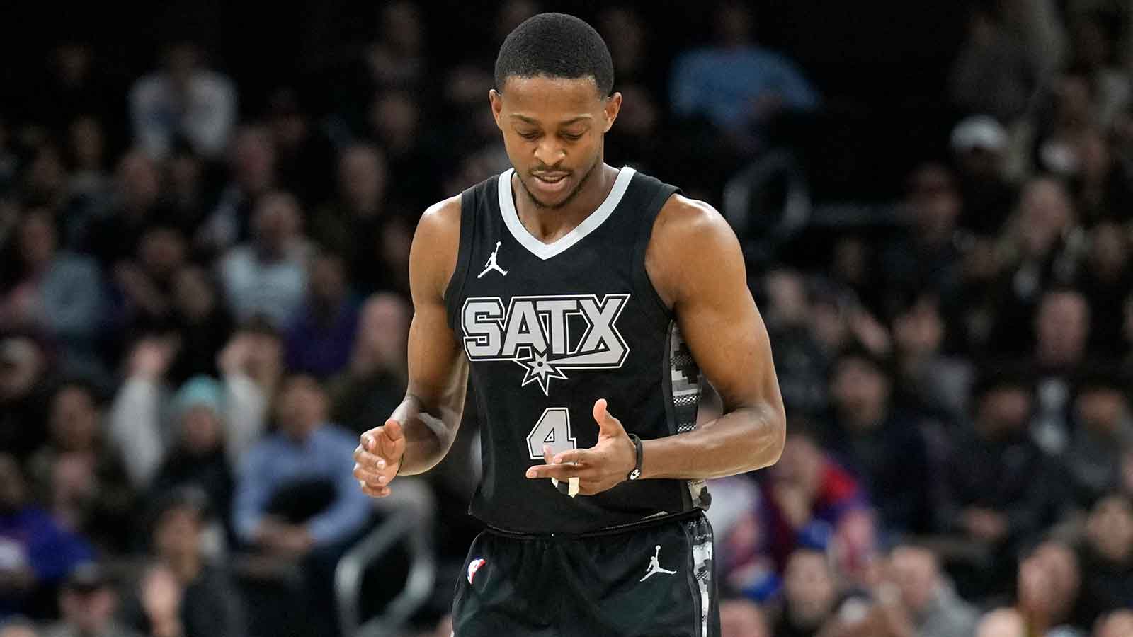 When Mike Brown Warned the Spurs About De’Aaron Fox — Game 4 Made It Déjà Vu