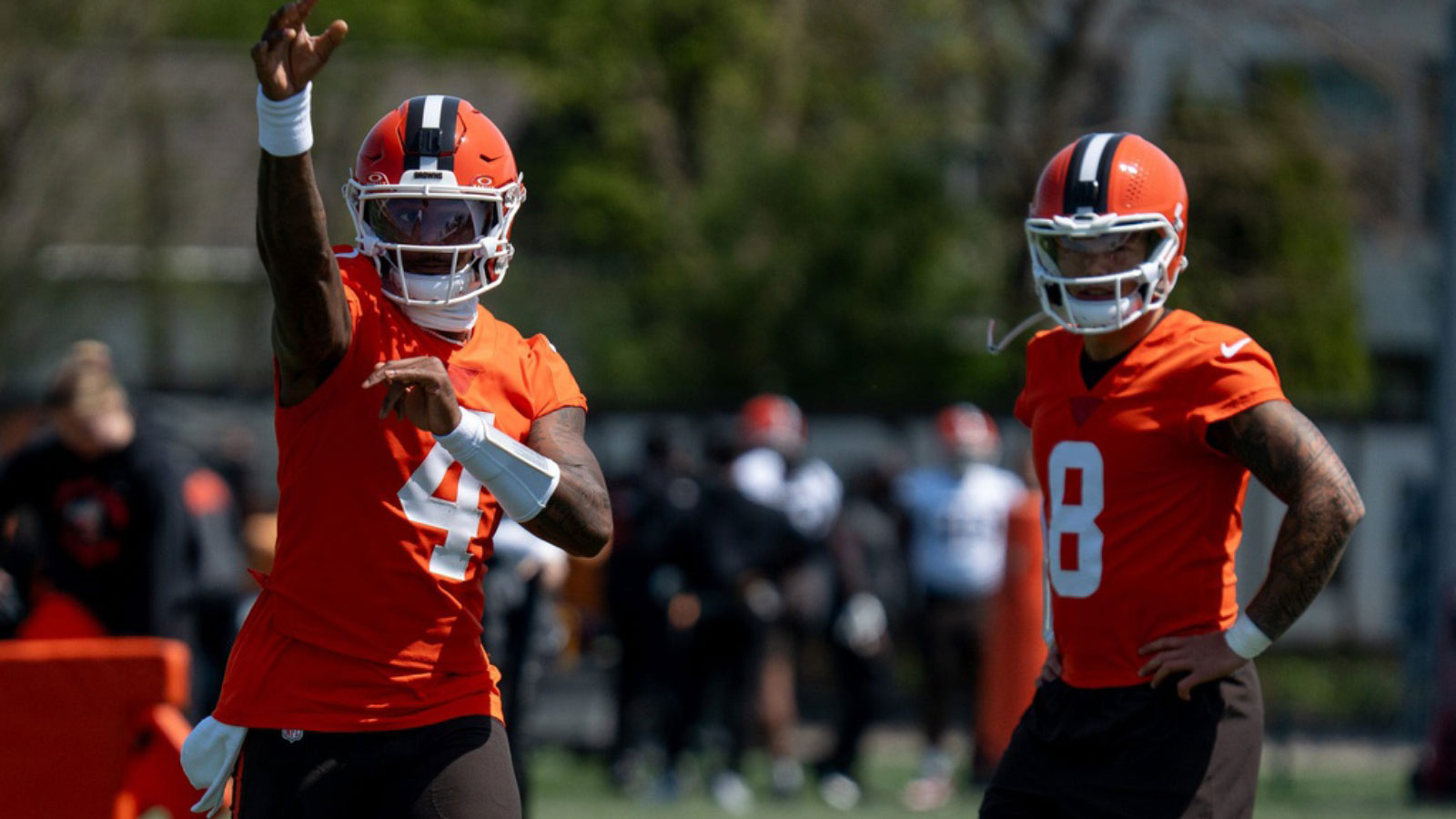 Browns’ QB Gamble: Why Waiting for Shedeur Sanders Isn’t an Option Now