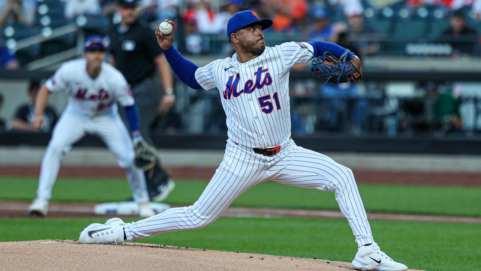 Freddy Peralta’s Locker Room Presence Left Mets Teammates Divided — Now a Trade Looms