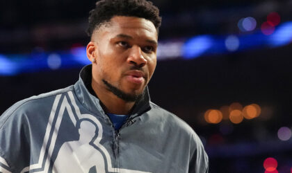 Magic Johnson Warns Knicks Against Breaking Up Roster to Chase Giannis: ‘Don’t Change’