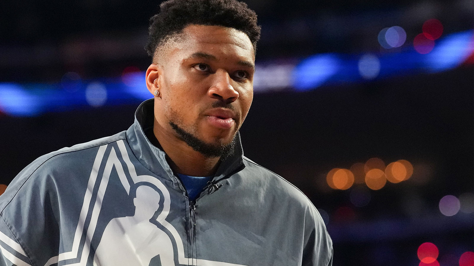 Magic Johnson Warns Knicks Against Breaking Up Roster to Chase Giannis: ‘Don’t Change’