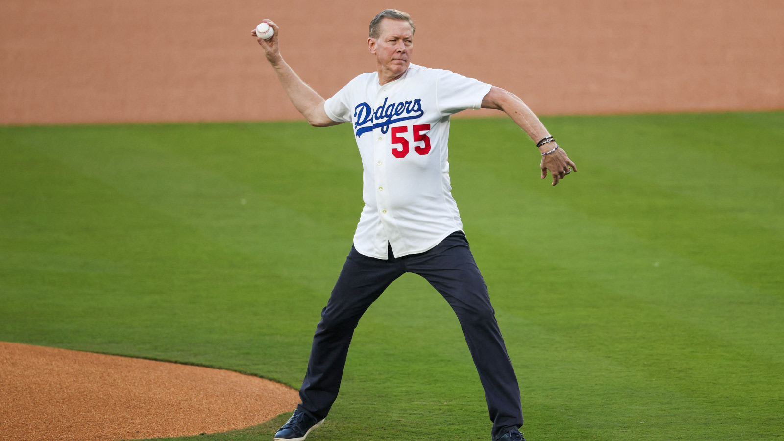 Orel Hershiser’s Praise for Dave Roberts Could Change How You See Their Rivalry