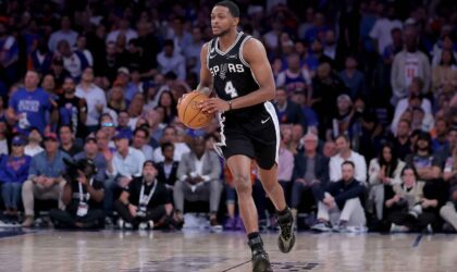 De’Aaron Fox’s Flagrant Foul on Josh Hart Sparks Fiery Turn in Spurs-Knicks Game 5