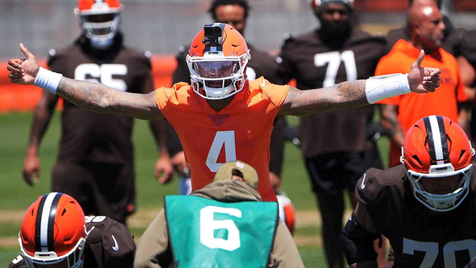 Deshaun Watson Is Finally Throwing Deep Again — What That Means for Cleveland’s QB Fight