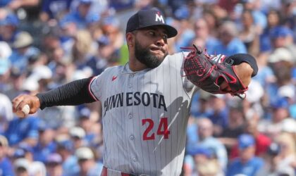 Simeon Woods Richardson Returns to Blue Jays — A Gamble That Could Backfire