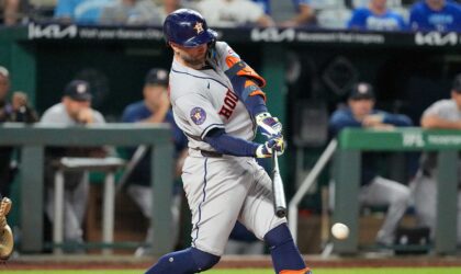Cleveland’s Power Shortage Could Get Solved by an Astros First Baseman