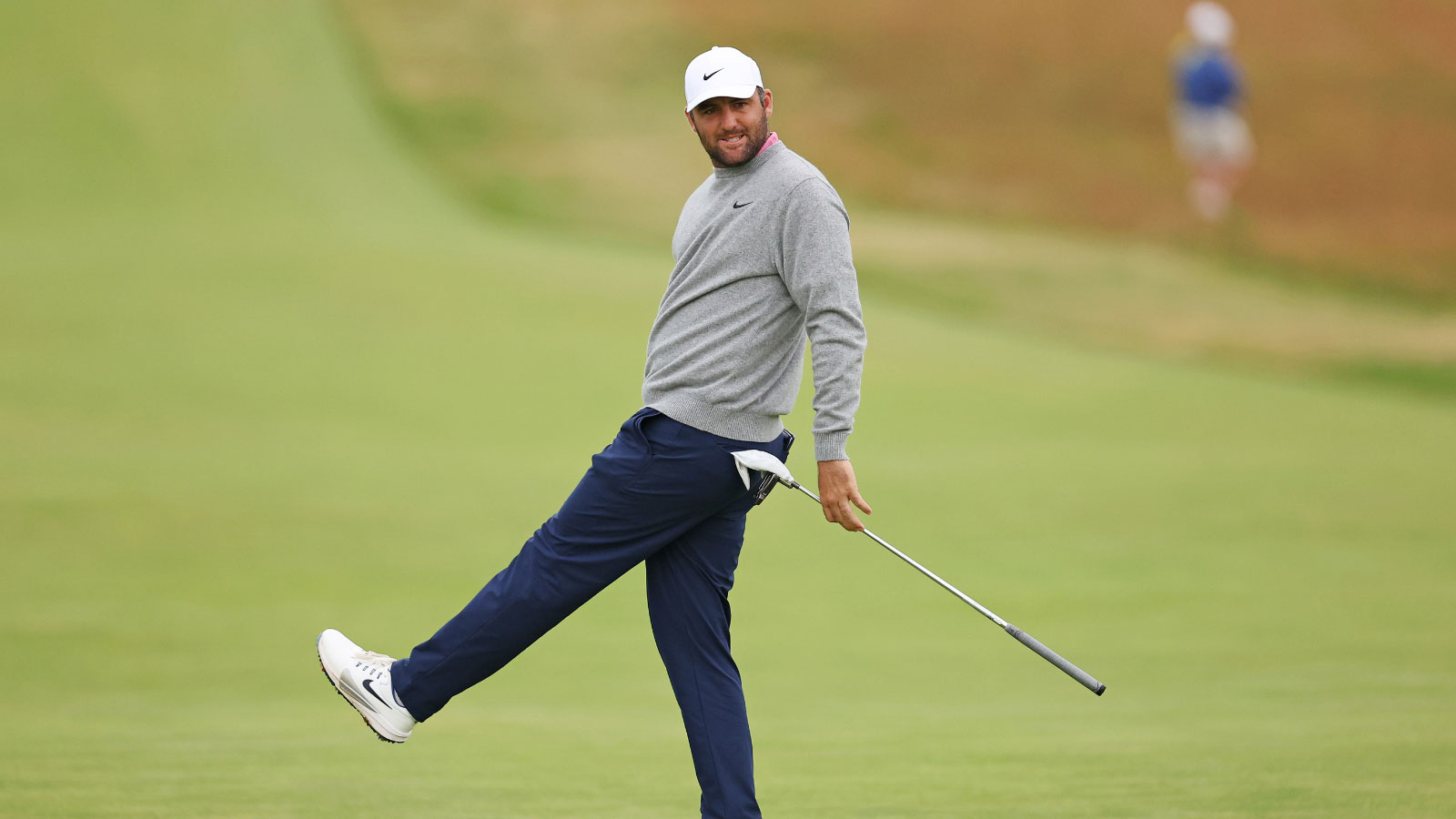 Scottie Scheffler Hit Fairways Like Crazy. His Irons Forgot to Come Along.