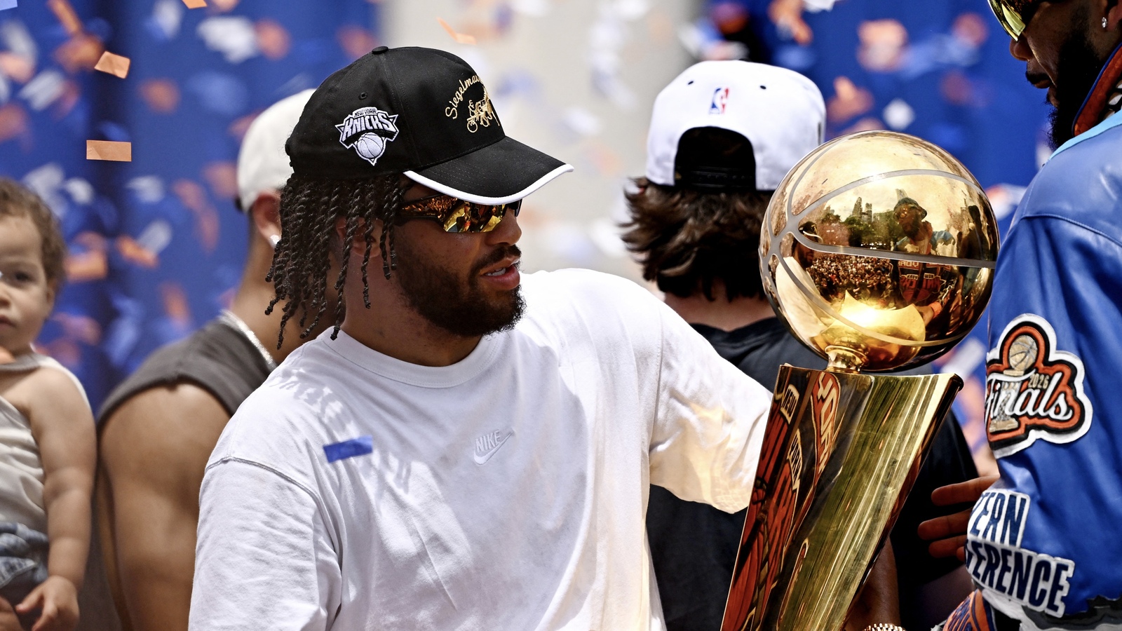 Jalen Brunson’s Daughter Owns the Knicks Parade With One Perfect Shirt