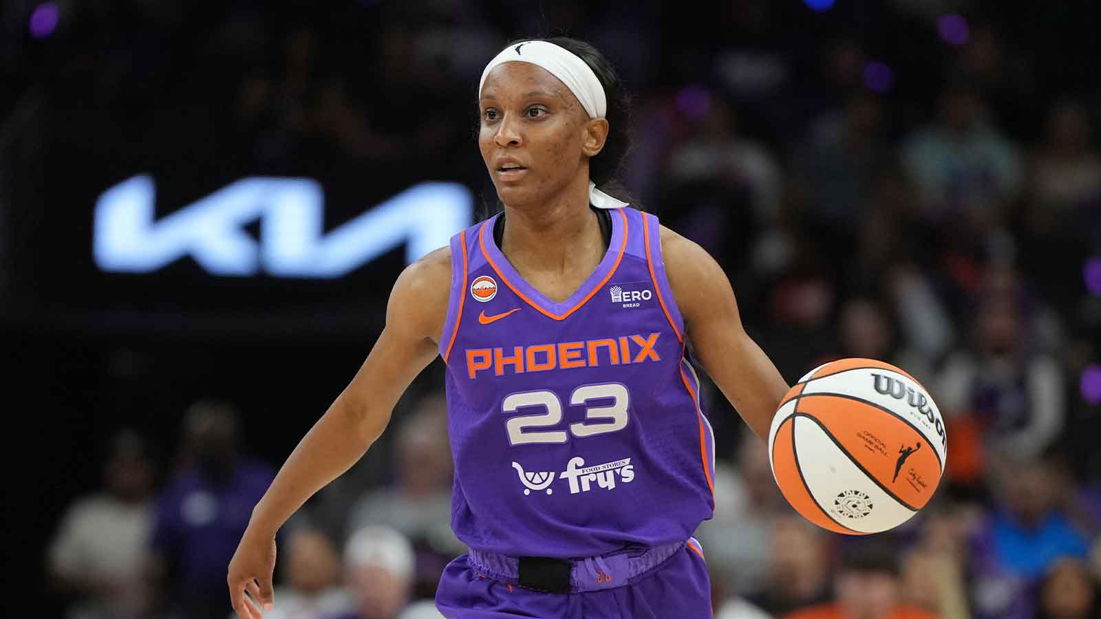 A WNBA Team Just Tried to Poach a Player Midseason for the First Time Ever