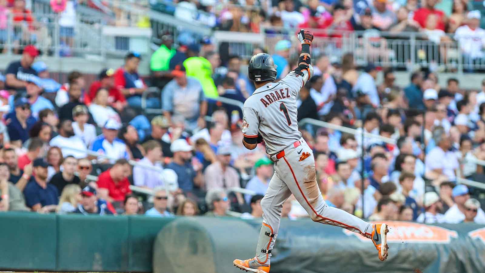 The Yankees Have Their Eye on a Giants Infielder Who Can Do Everything