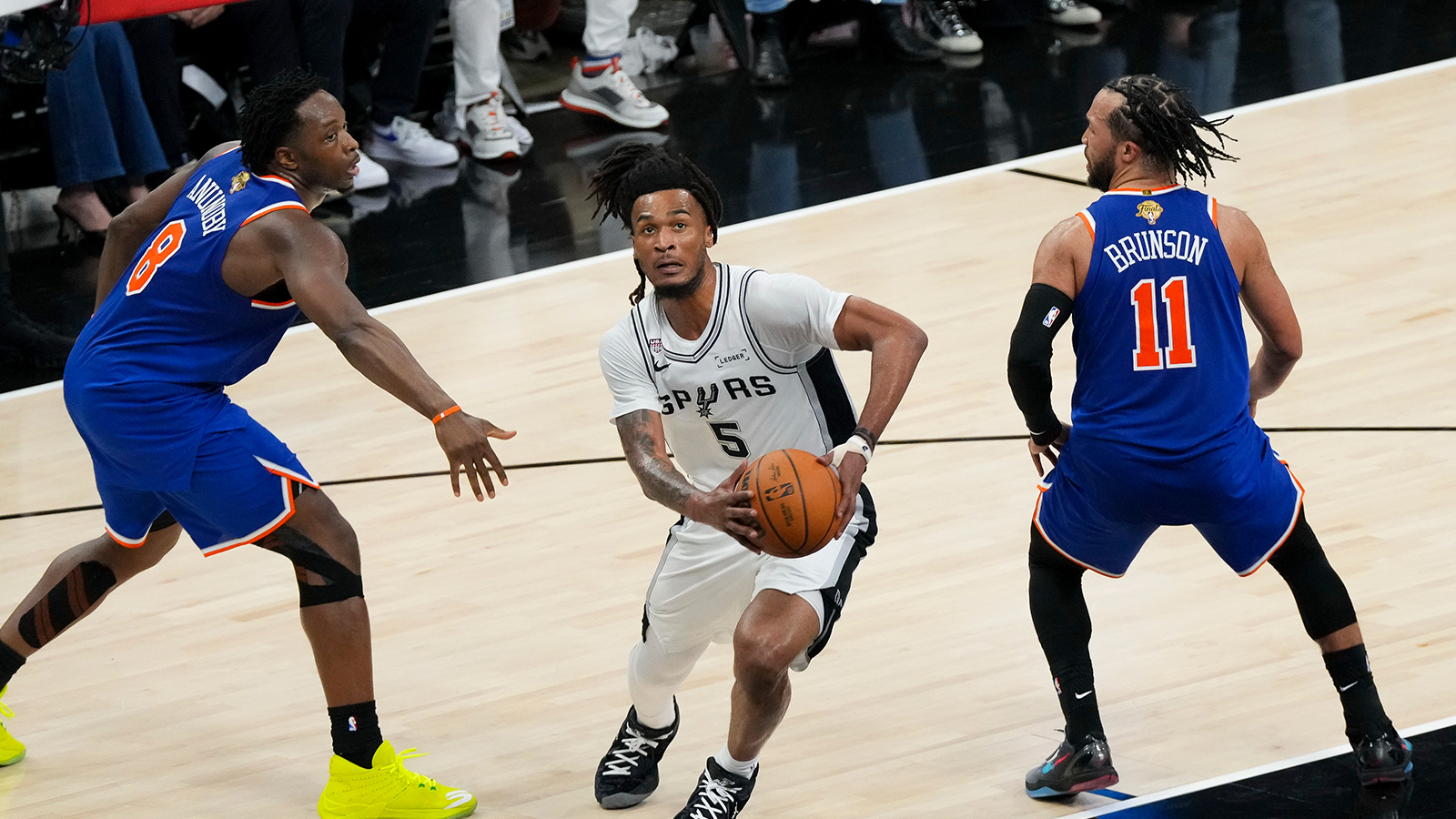 Spurs’ Stephon Castle Calls 0-2 Hole ‘Dire’ — How Teammates Are Responding
