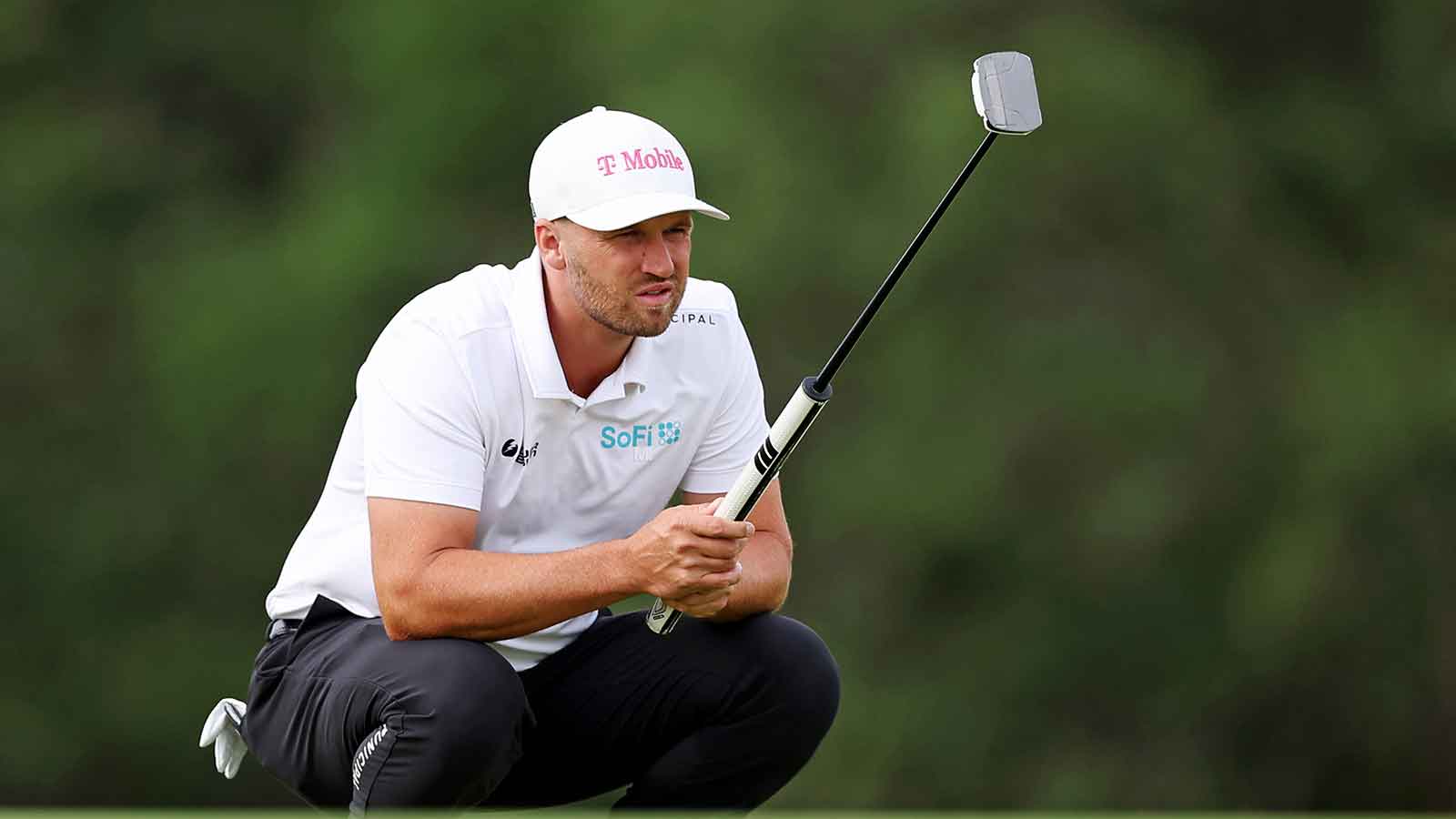 Wyndham Clark Leads the US Open. That Locker Room Meltdown Still Follows Him.