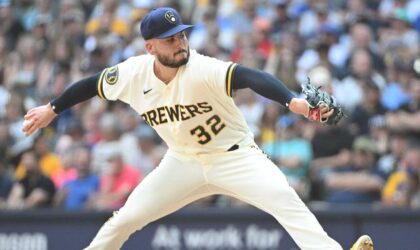 Yankees Lose a Reliever to Free Agency While Their Bullpen Keeps Struggling