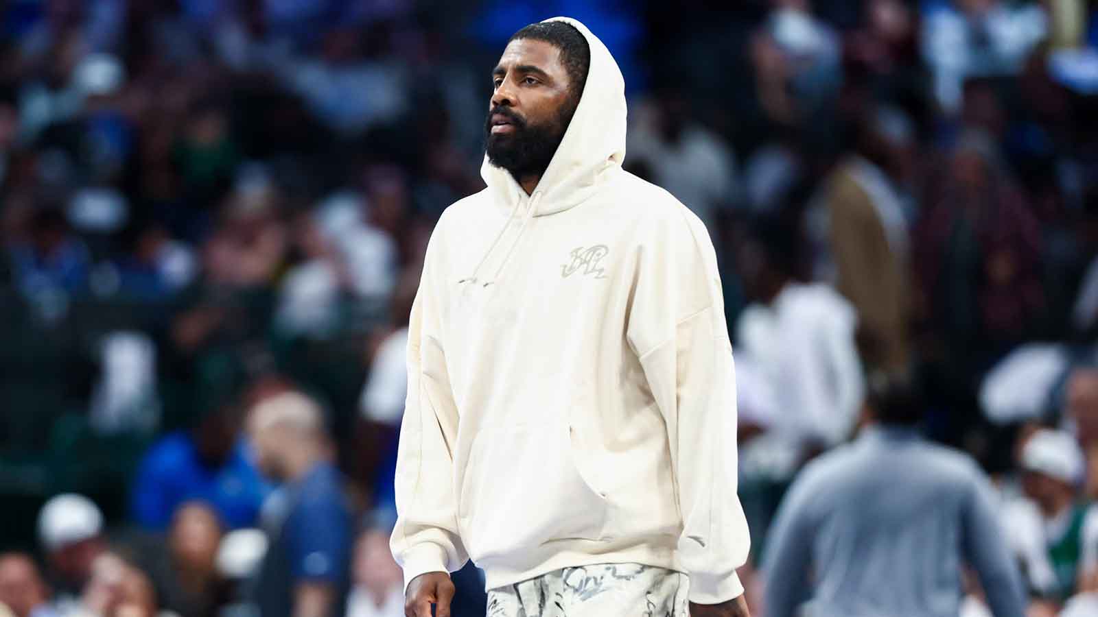 LeBron and the 2016 Cavs Had a 10-Year Reunion in the UK. One Star Didn’t Show.