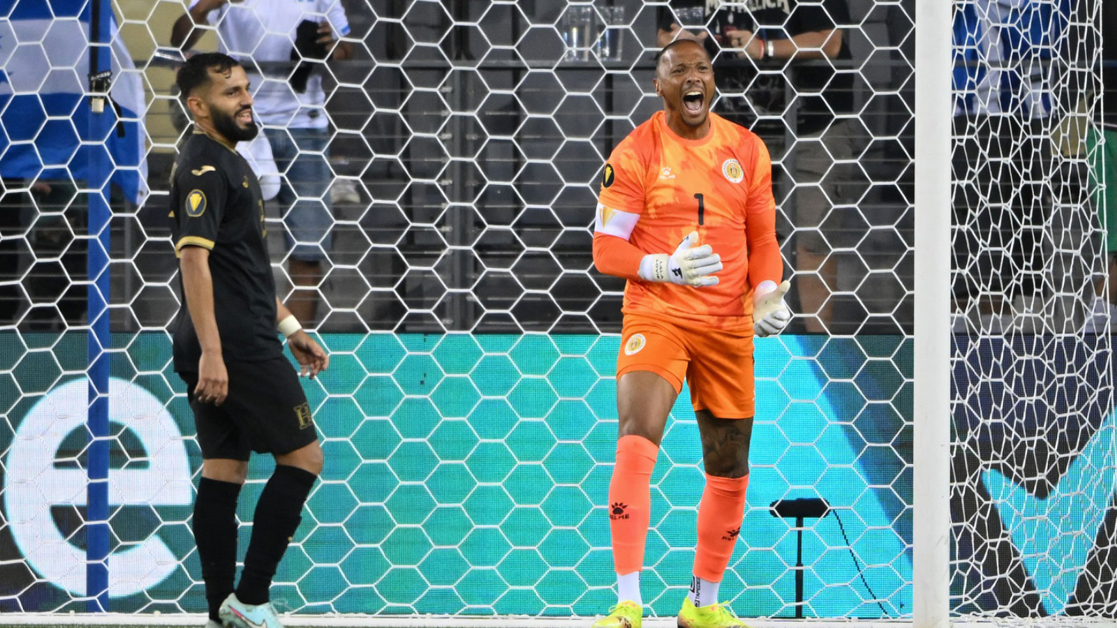 37-Year-Old Goalkeeper Just Tied Tim Howard’s World Cup Record. The Way He Did It Matters.