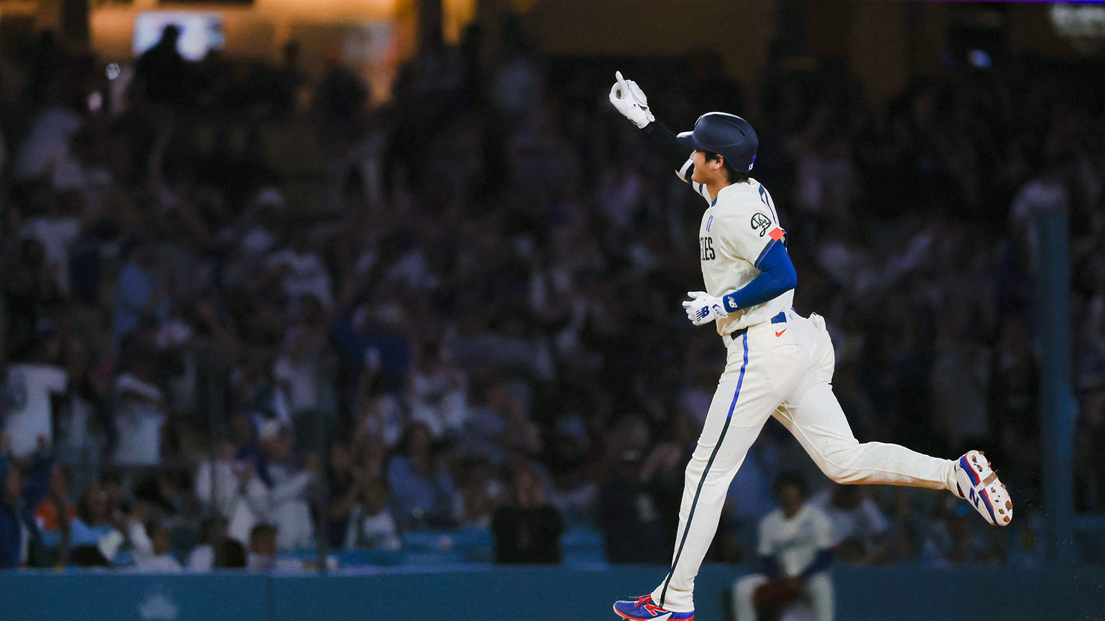 Shohei Ohtani Returned From Paternity Leave and Dave Roberts Kept It Simple