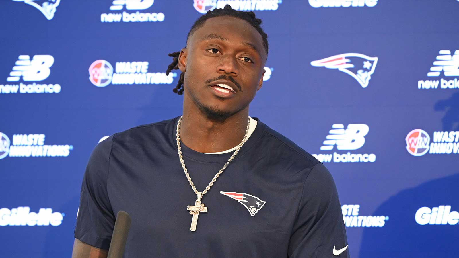 Patriots Legend Troy Brown Warns a Crowded WR Room Could Get Ugly for Opponents