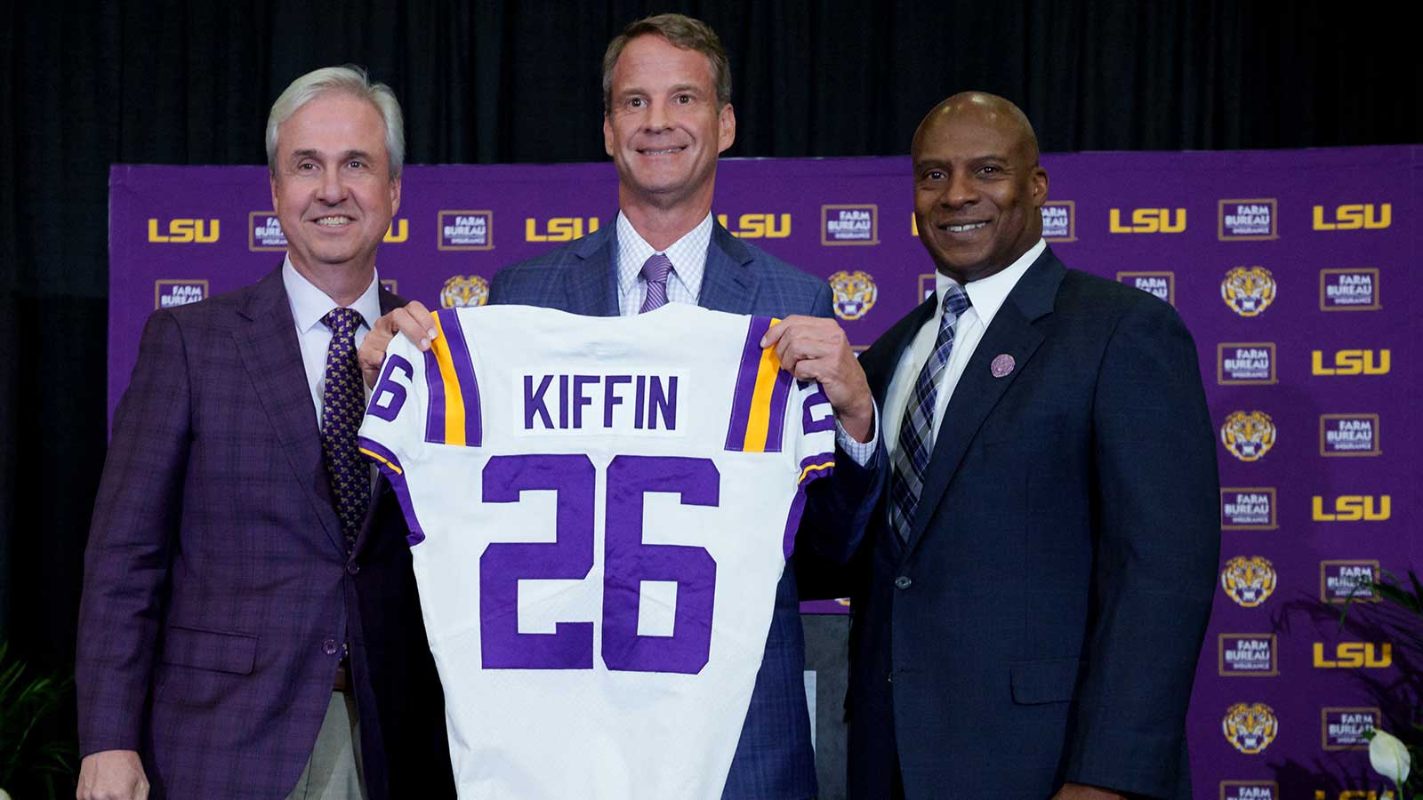 LSU Snags a 6-Foot-4 Receiver from In-State Who Swore Off Houston Commitment