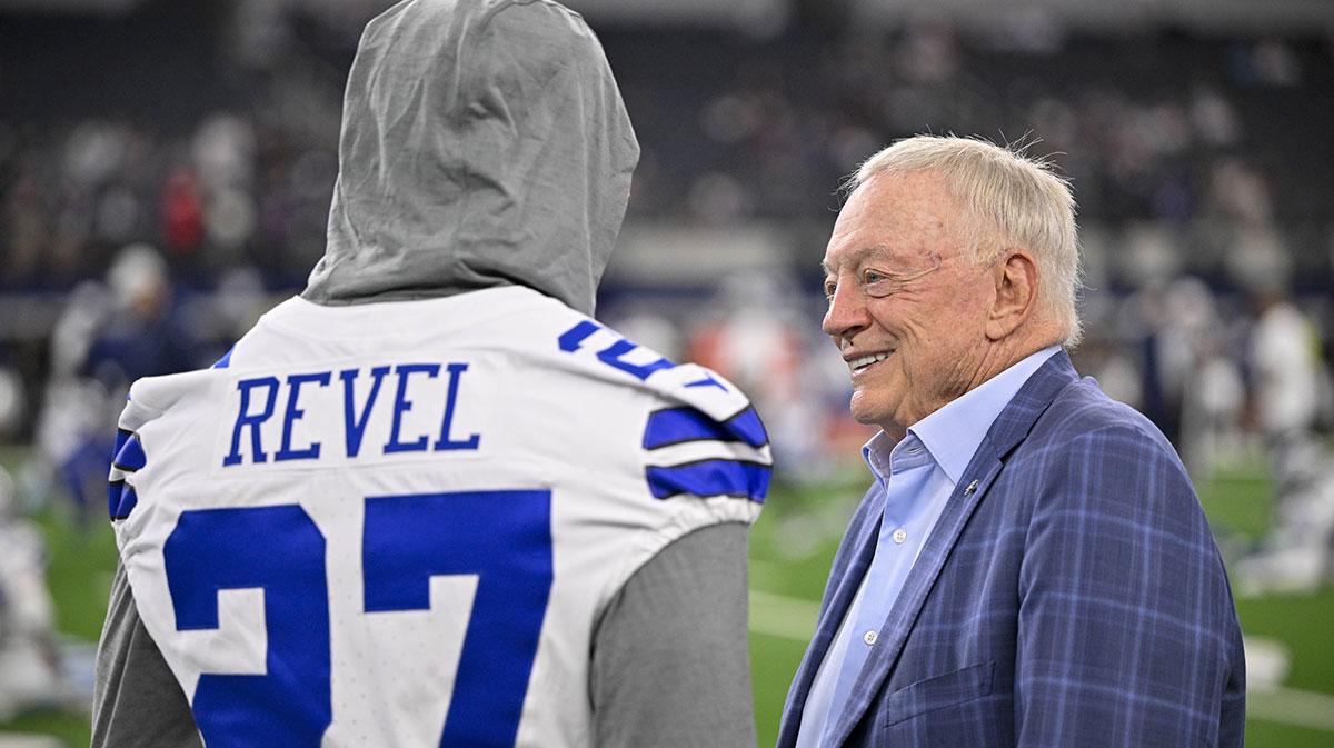 Shavon Revel Jr. Just Told Everyone He Wants to Be the Best in the NFL. He Might Actually Mean It.