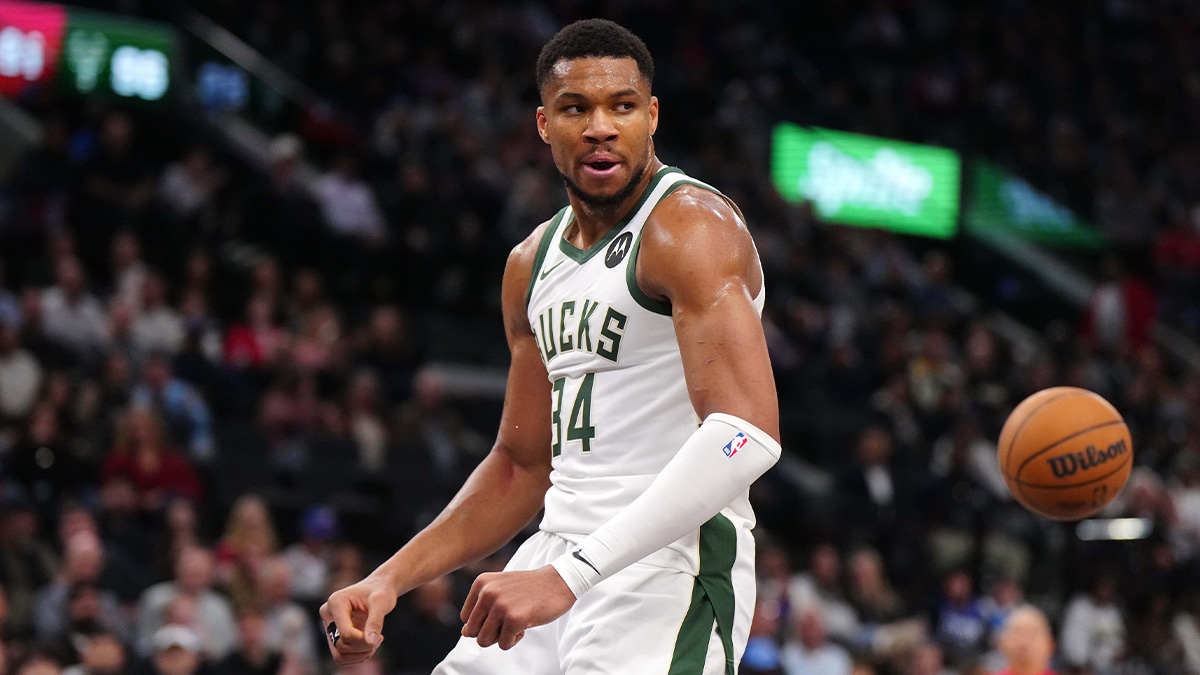 Brian Windhorst Caught the Clippers Doing Something Weird With Their Draft Pick. Again.