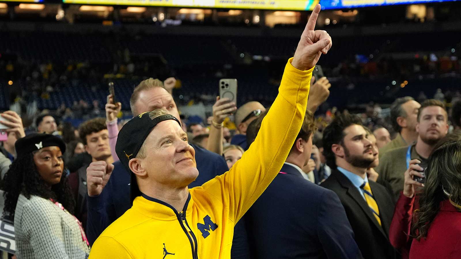 Ex-Michigan QB Wilton Speight Blasts AD Warde Manuel Over Dusty May’s Exit to the Mavericks