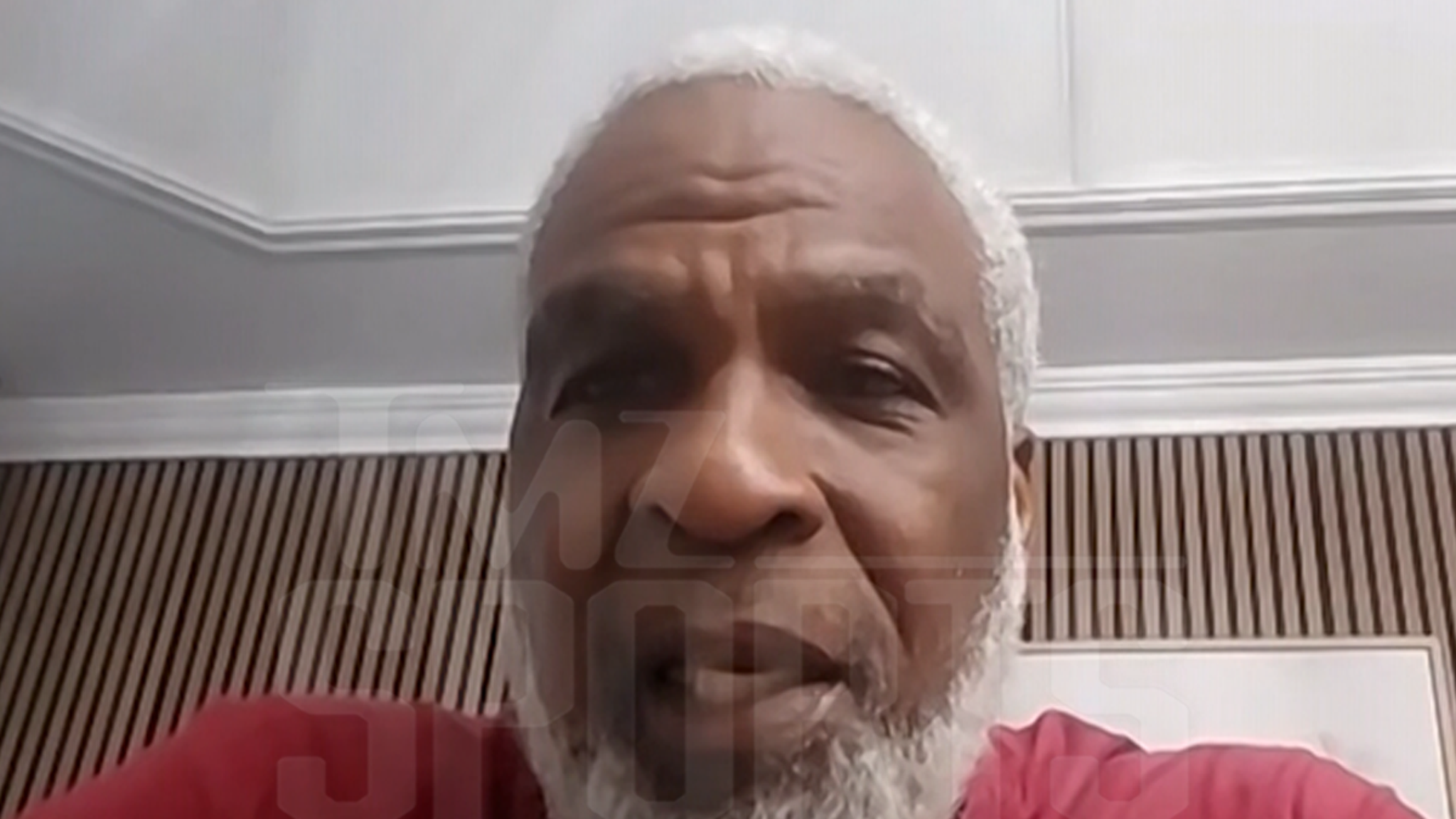 Charles Oakley Called Patrick Ewing a ‘Coward’ — A 30-Year Friendship Unravels