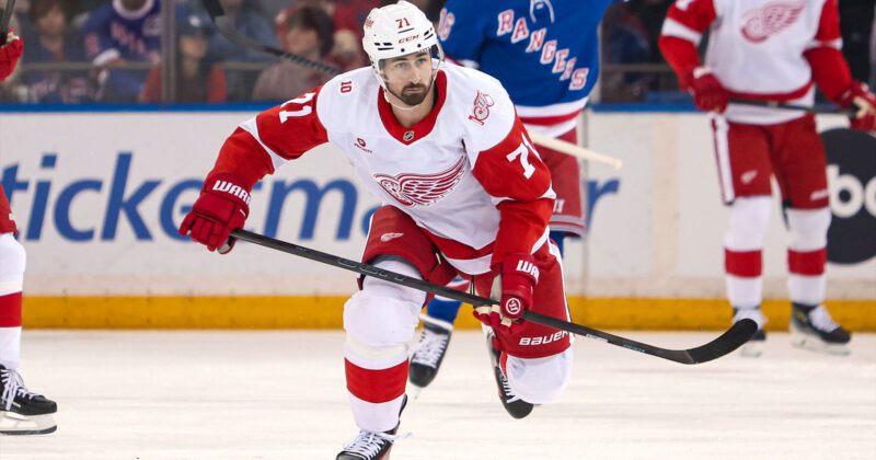 Utah Mammoth Emerge as Frontrunner for Dylan Larkin Trade Talks