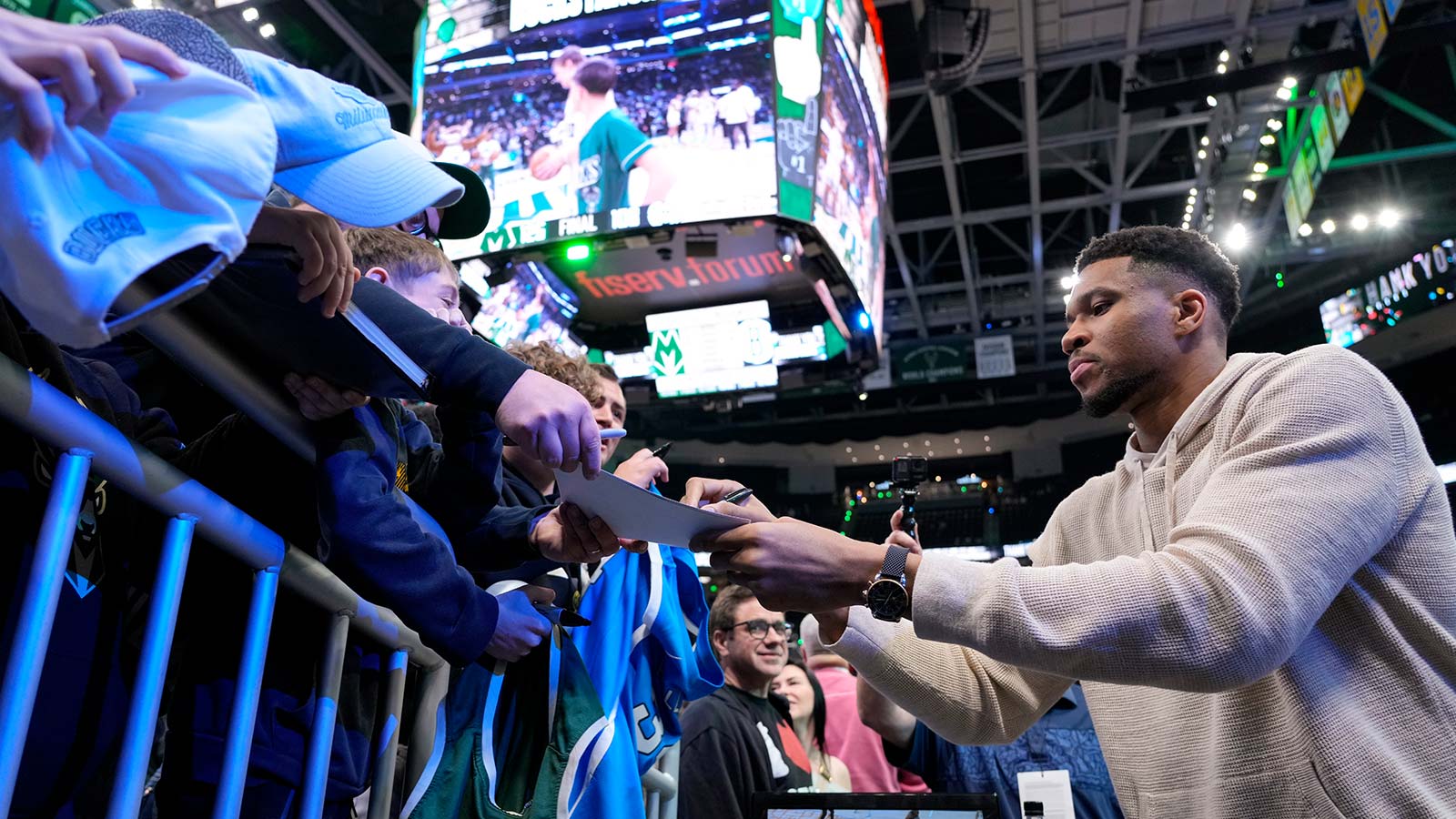 Adam Schefter Compares Jimmy Haslam’s Giannis and Myles Garrett Trades. He Might Have a Point.