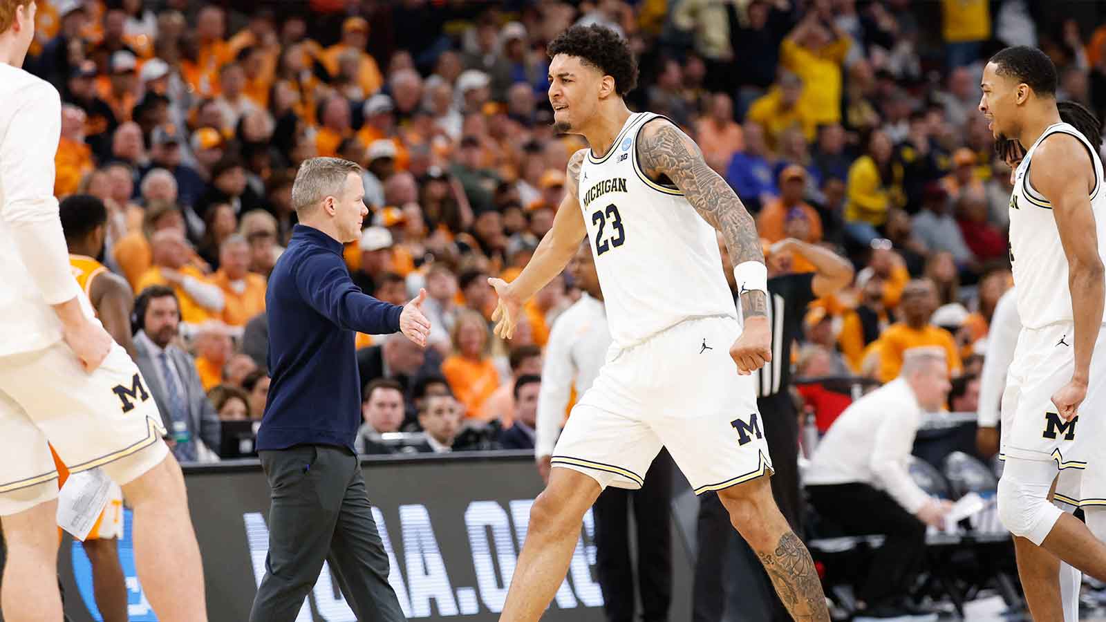 Yaxel Lendeborg Says He Almost Fell to His Knees After Dusty May Got the Mavs Job