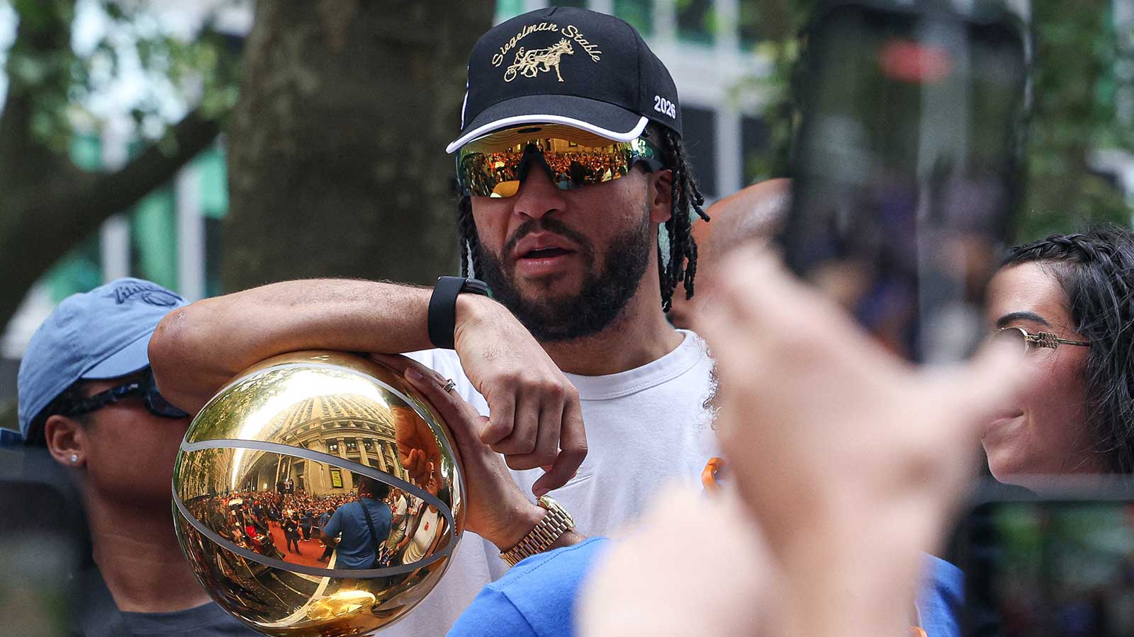 Rick Brunson Sent a 4-Word Message to Mark Cuban Right After the NBA Finals