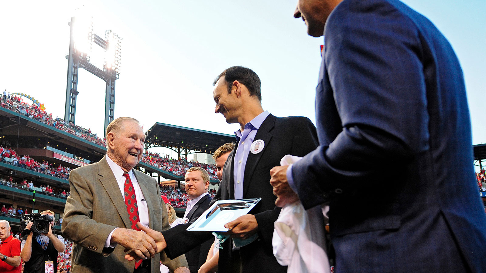 Cardinals Promote Bill DeWitt III to CEO in Front Office Shake-Up