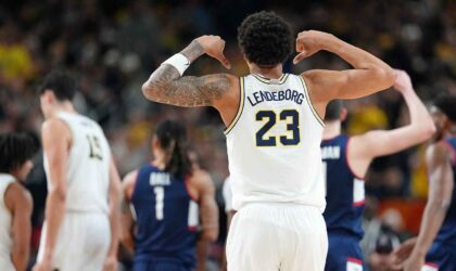 Warriors Rookie Yaxel Lendeborg Says His Mom Is the Reason He Never Quit