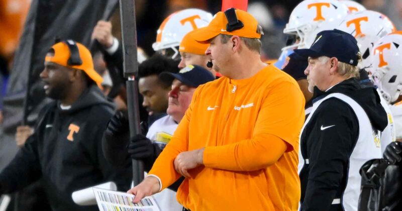 Georgia Now Trending for 4-Star DL After He Backs Off Tennessee Pledge