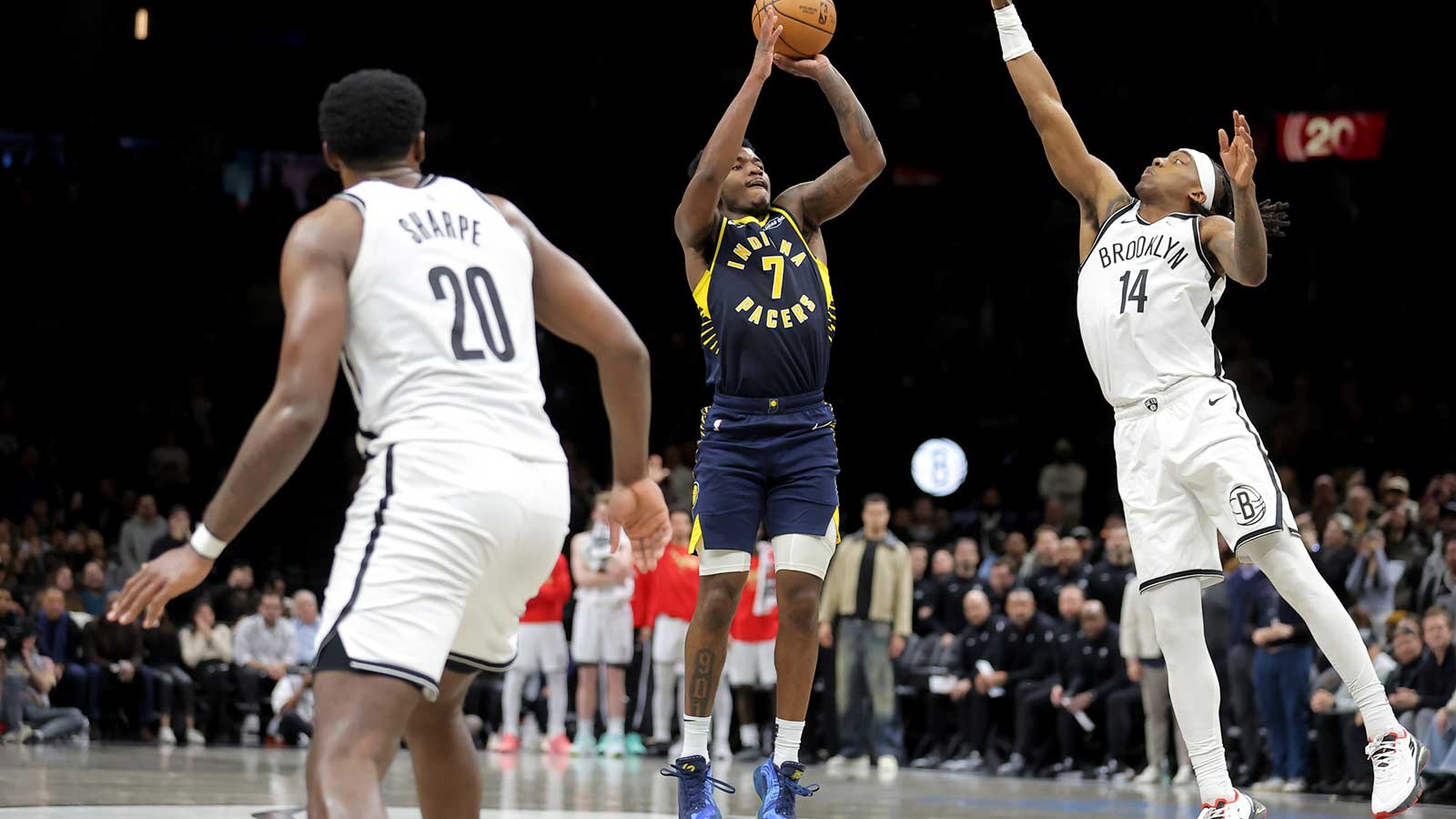 Bulls Turn Draft Night Into a 2025 Pick Swap in Braden-Smith Deal
