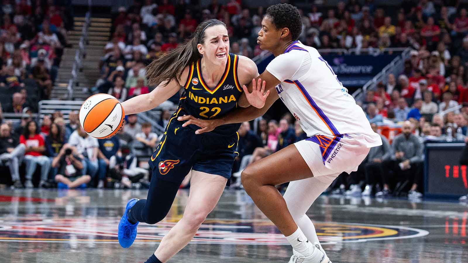 Caitlin Clark Exits Game With Back Injury After Hard Closeout