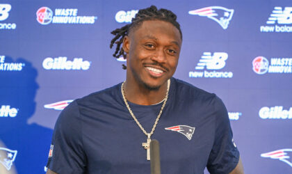 Patriots’ A.J. Brown Mimics Randy Moss — and His Teammates Are Taking Notice