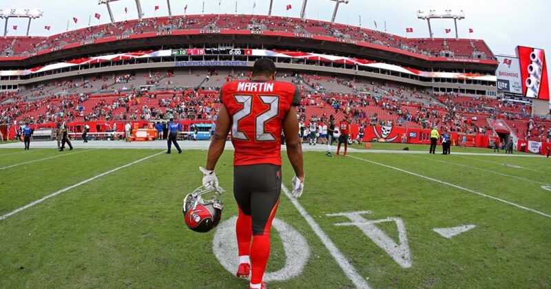 Former NFL Star Doug Martin’s Parents Sue Police Over His Death, Cite Restraint Asphyxiation