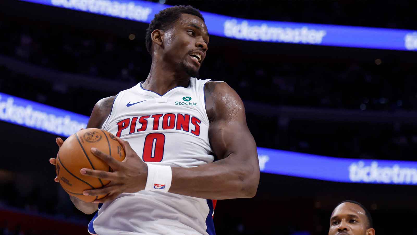 Jalen Duren Unimpressed by Pistons’ Offer, Sign-and-Trade Talk Heats Up