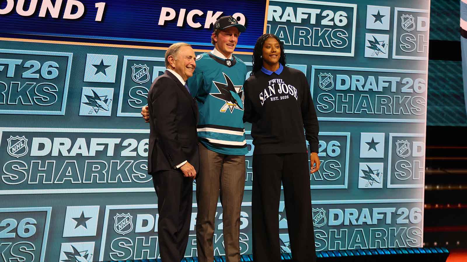 Verhoeff at No. 9? The Sharks just pulled off a draft night heist.