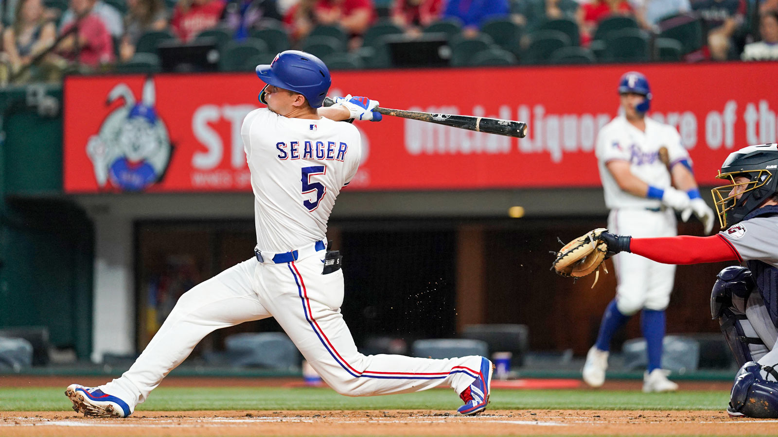 Rangers’ Playoff Push Hinges on Seager’s Back — Why He’s Sidelined Again