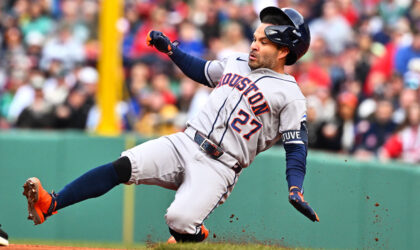 Astros’ Jose Altuve Leaves Tigers Game After Awkward Collision at Second Base