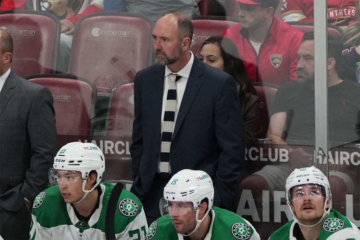 Islanders Snag a College Blueliner Before He Hits Free Agency Market