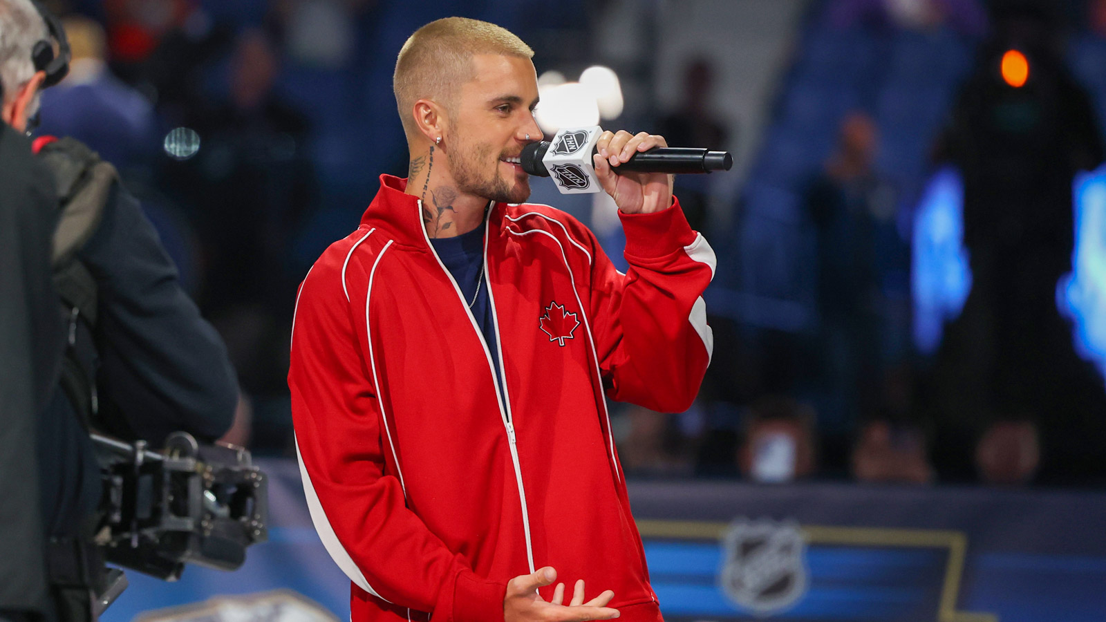 Justin Bieber Stole the 2026 NHL Draft Spotlight and Gavin McKenna Was All for It