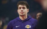 Lakers Lock In Defensive Specialist Chris Mañon With Qualifying Offer