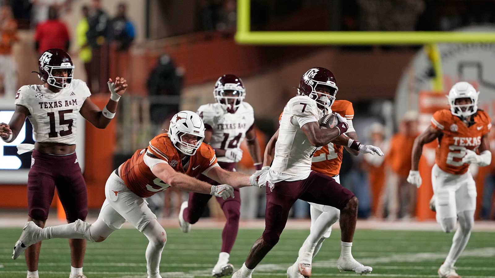 Texas A&M snatched a 4-star WR from Florida and Georgia. Here’s why it matters.