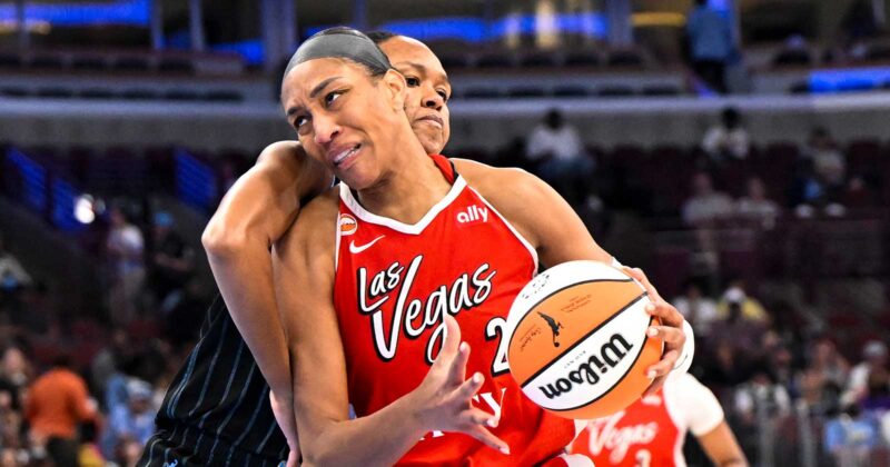 A’ja Wilson Tied Her Own Shoe and Dropped 30-15-4-3 on a Twisted Ankle