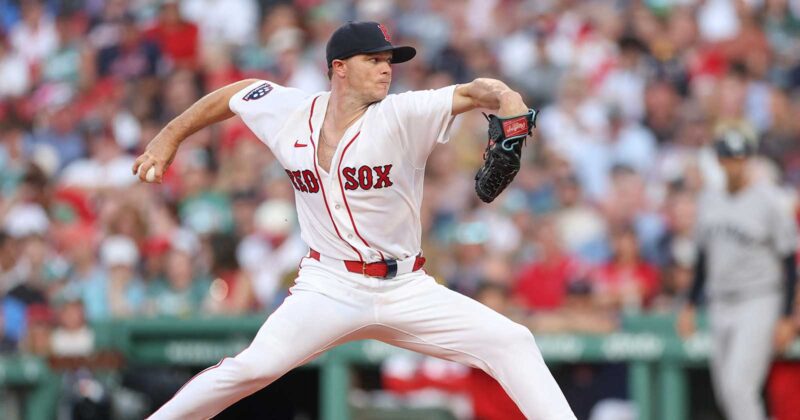 Sonny Gray Takes No-Hitter Into 8th Before Yankees Finally Get a Hit