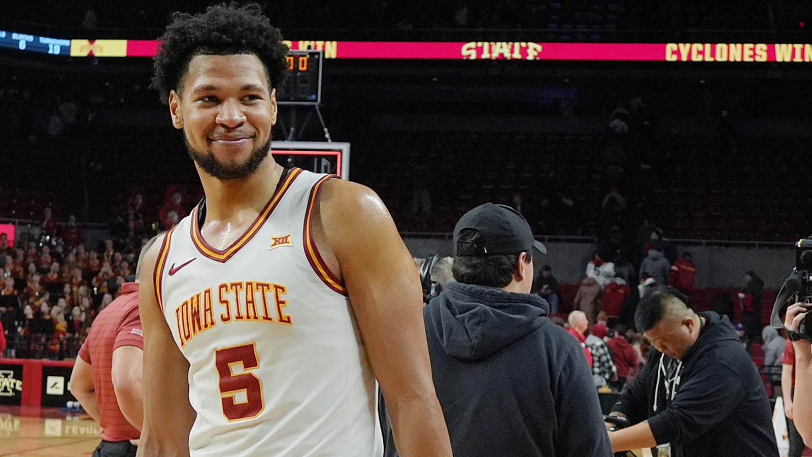 Nets Rookie Compares His Game to Randle and Draymond. He Might Be Onto Something.