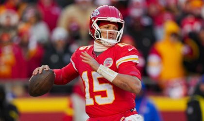 Patrick Mahomes Is Already Running 7-on-7s. That Changes the Chiefs’ Timeline.